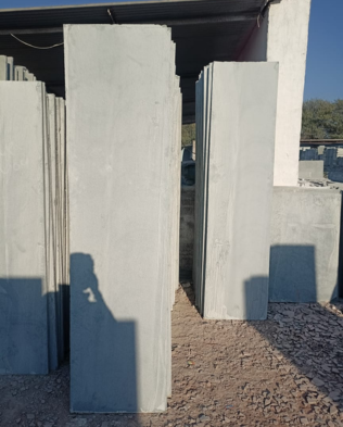 270-316X393_INTERIOR-LEFT-2-Acadian-Black